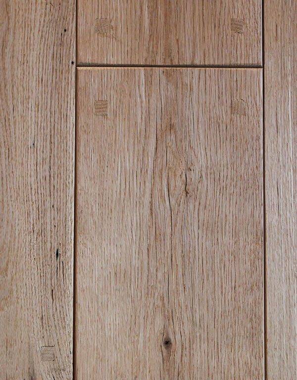 reclaimed_wide_plank_heritage_oak_flooring